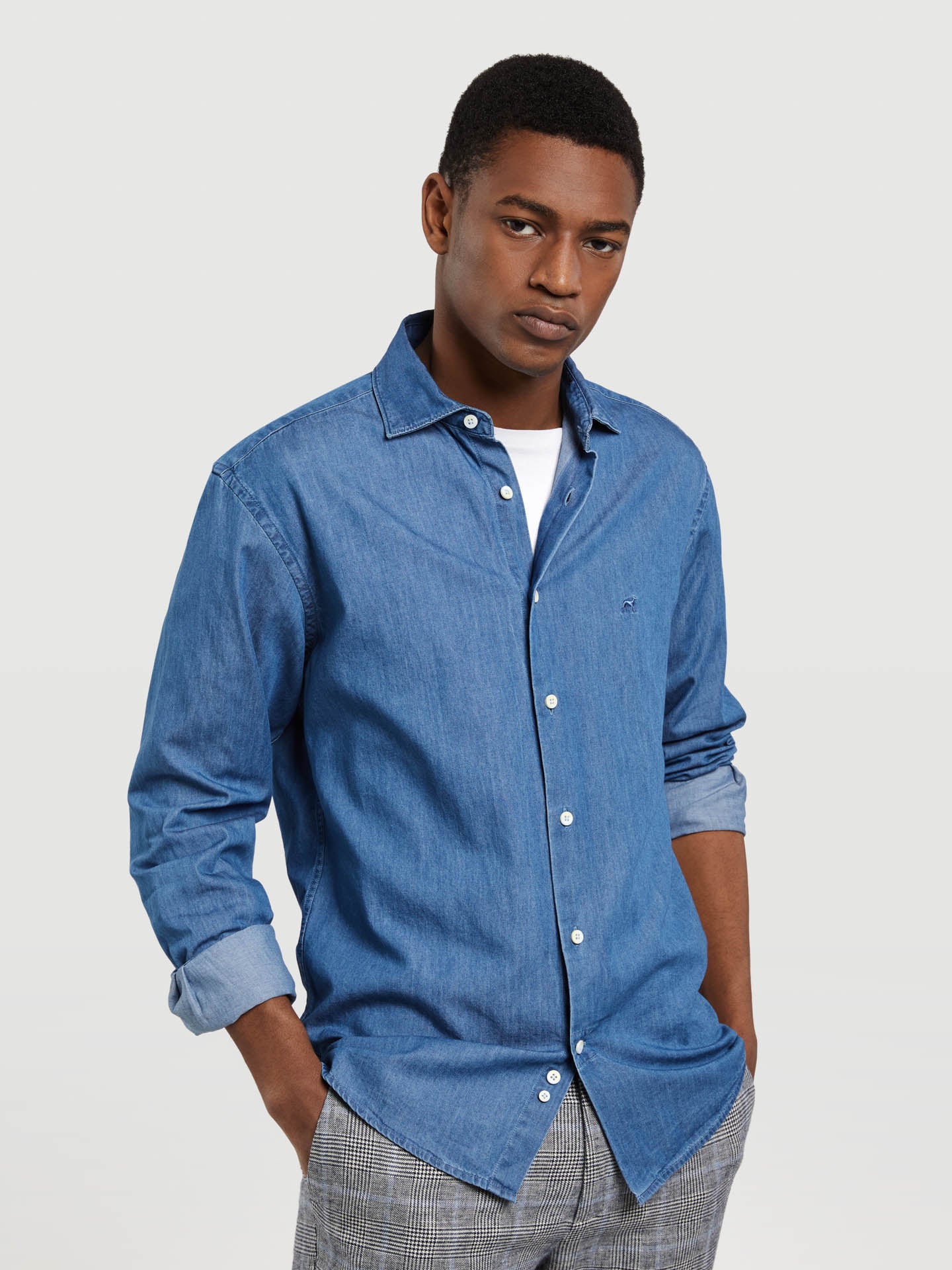 Slim fit denim shirt - Image 4