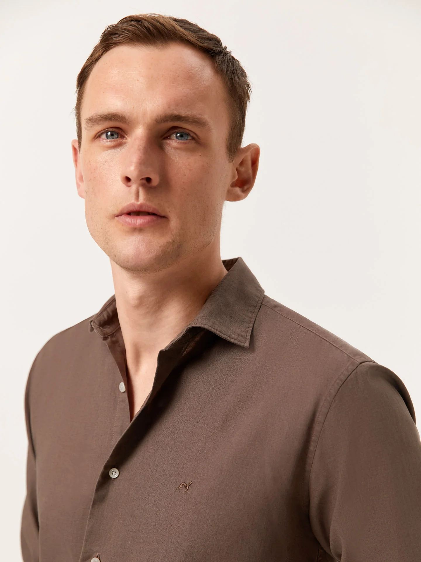 Slim Fit Garment Dye Cotton Linen Shirt with Open Collar - Image 7