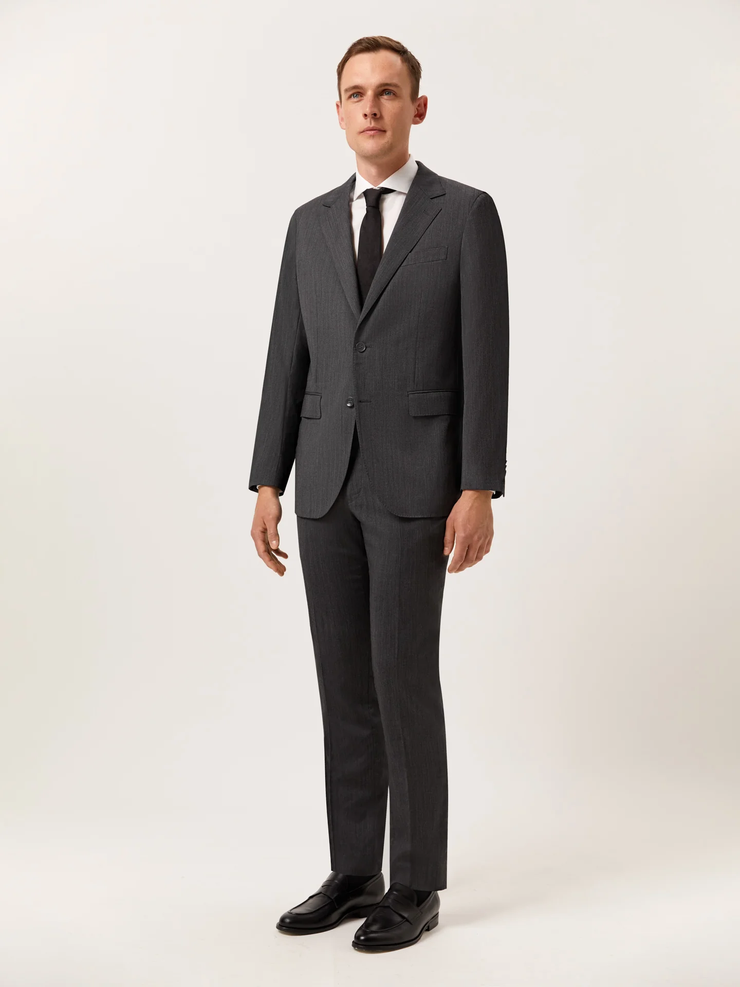 Slim Fit Herringbone Suit in Performance Wool - Image 4