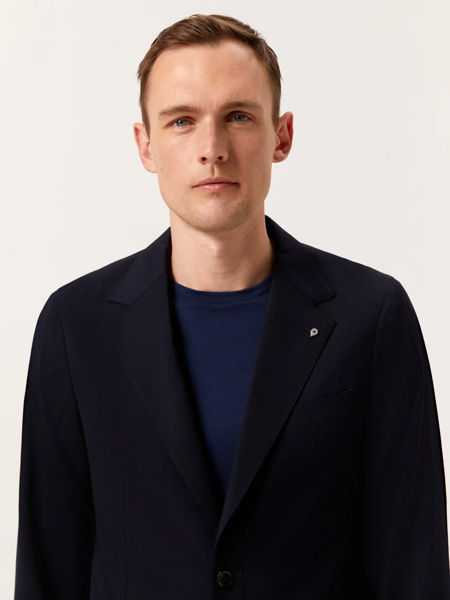 Slim Fit Herringbone Suit in Performance Wool - Image 4