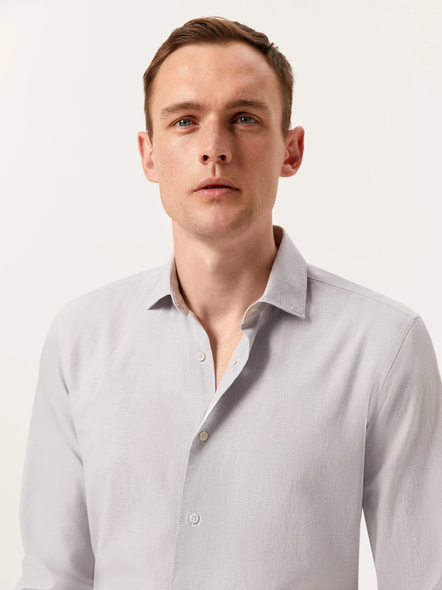 Slim Fit Houndstooth Cotton Linen Shirt with Open Collar - Image 2