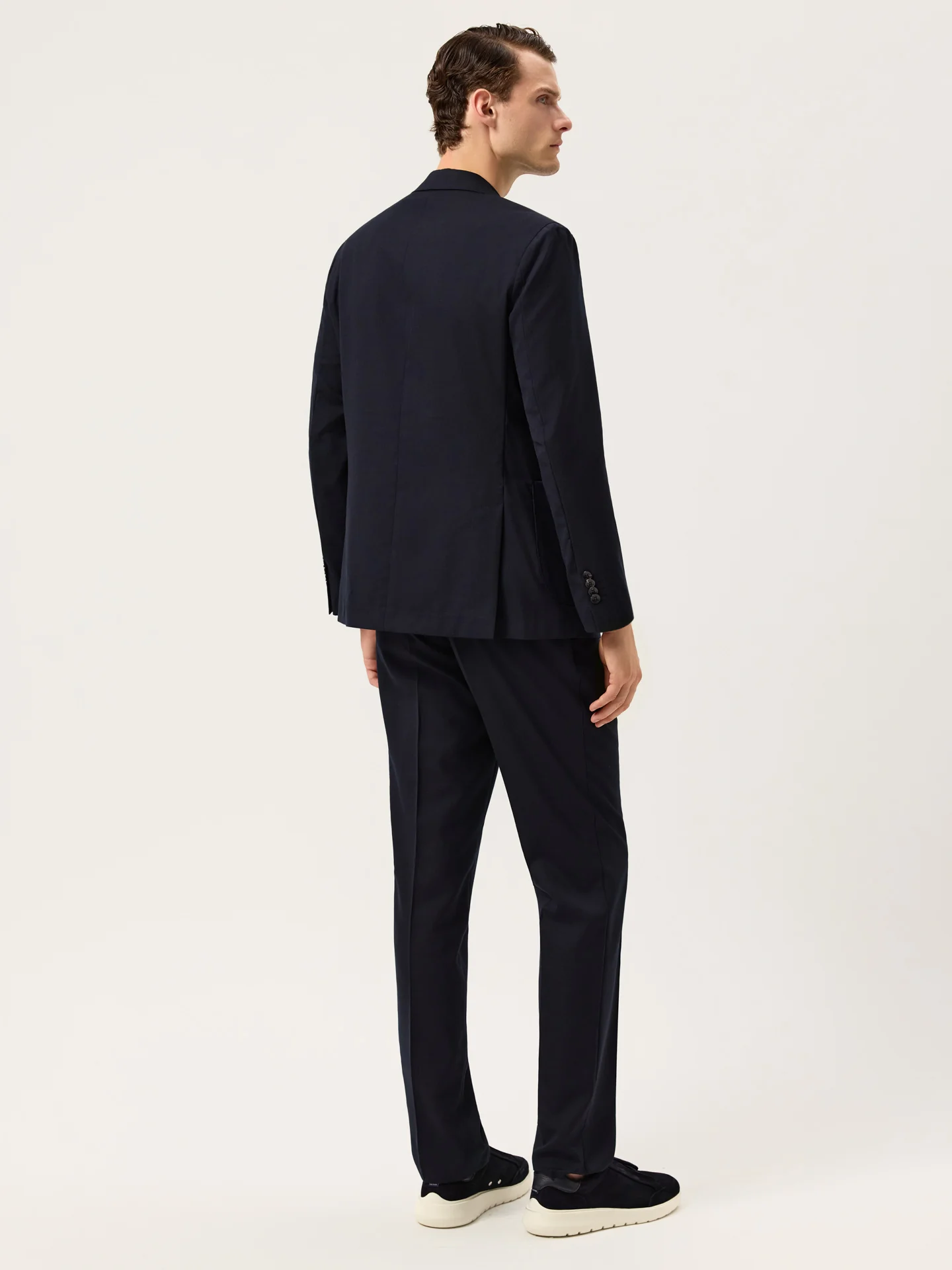 Slim Fit Lounge Travel Suit In Washable Wool - Image 3