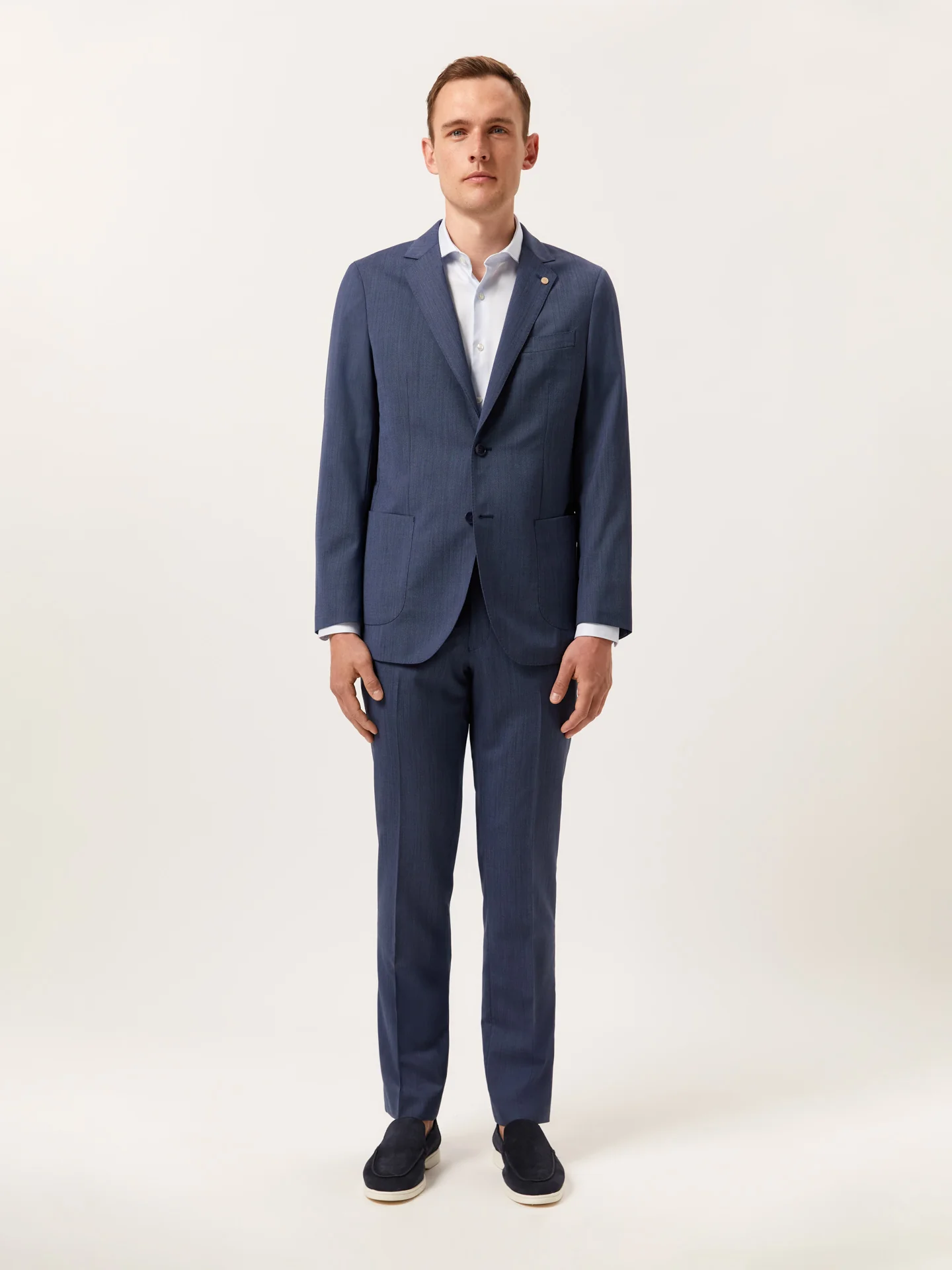 Slim Fit Nailhead Suit in Wool - Image 3