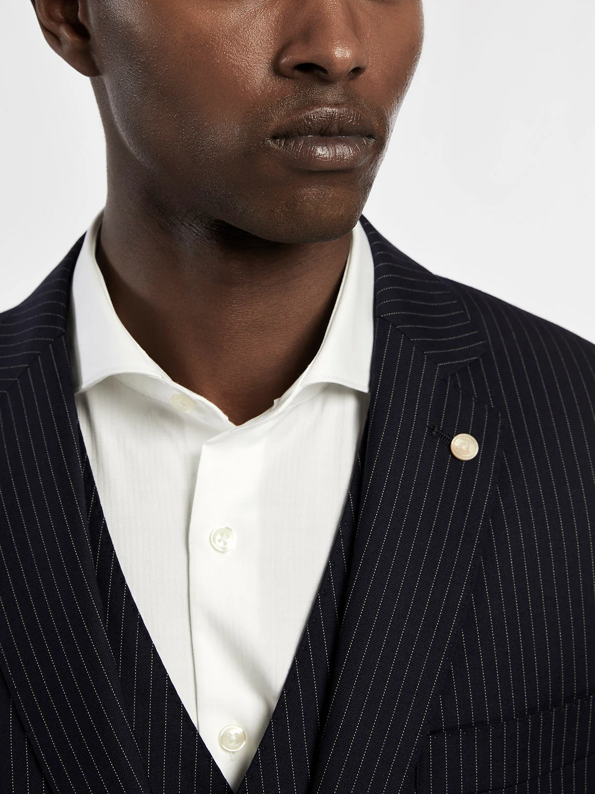 Slim fit pinstripe 3 pieces suit - Image 3