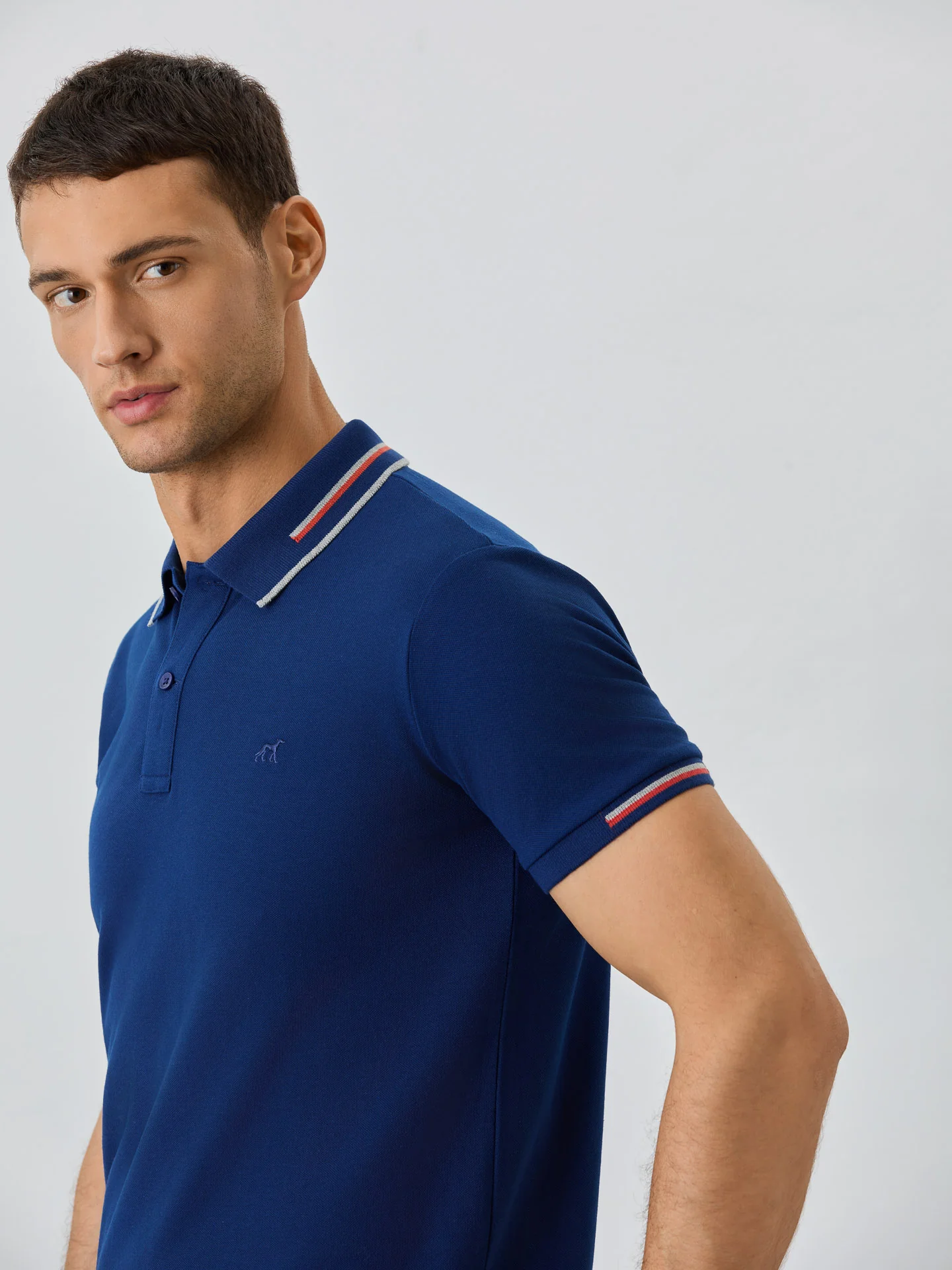 Slim Fit Piqué Polo In Recycled Polyester And Cotton Blend - Image 2