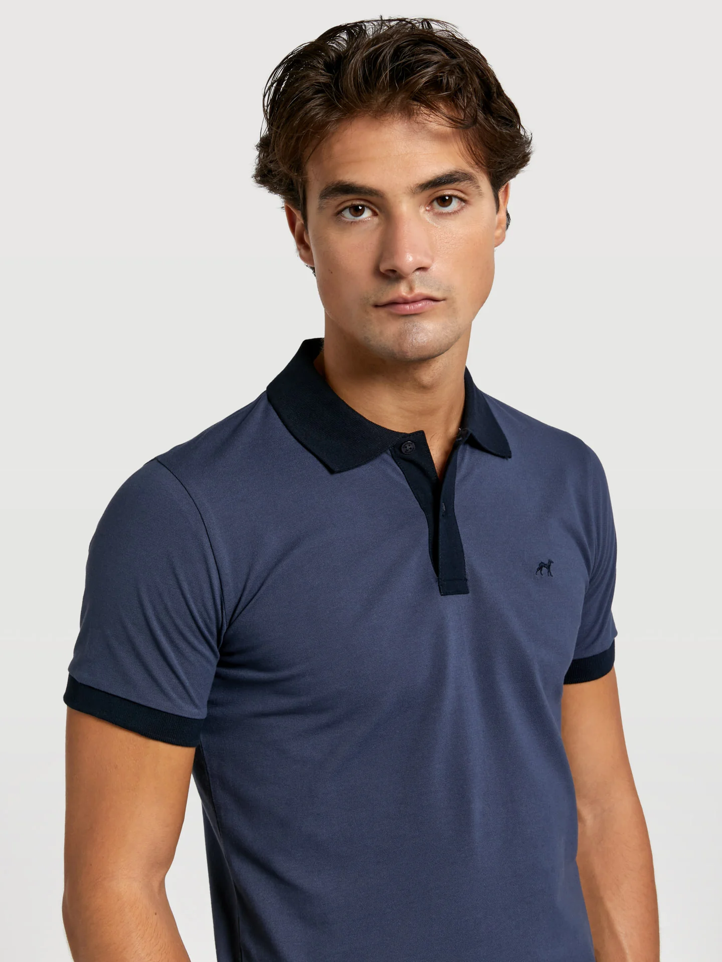 Slim fit piqué polo shirt with contrast colour - Image 7