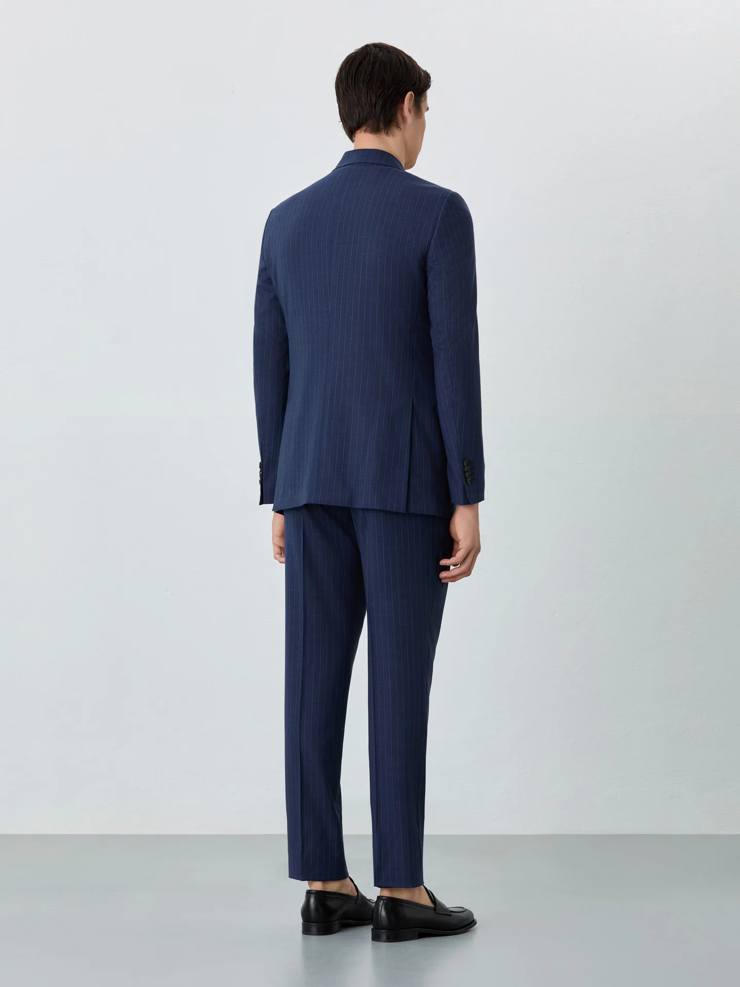 Slim Fit Premium Suit In Super Fine Wool With Stripes - Image 3