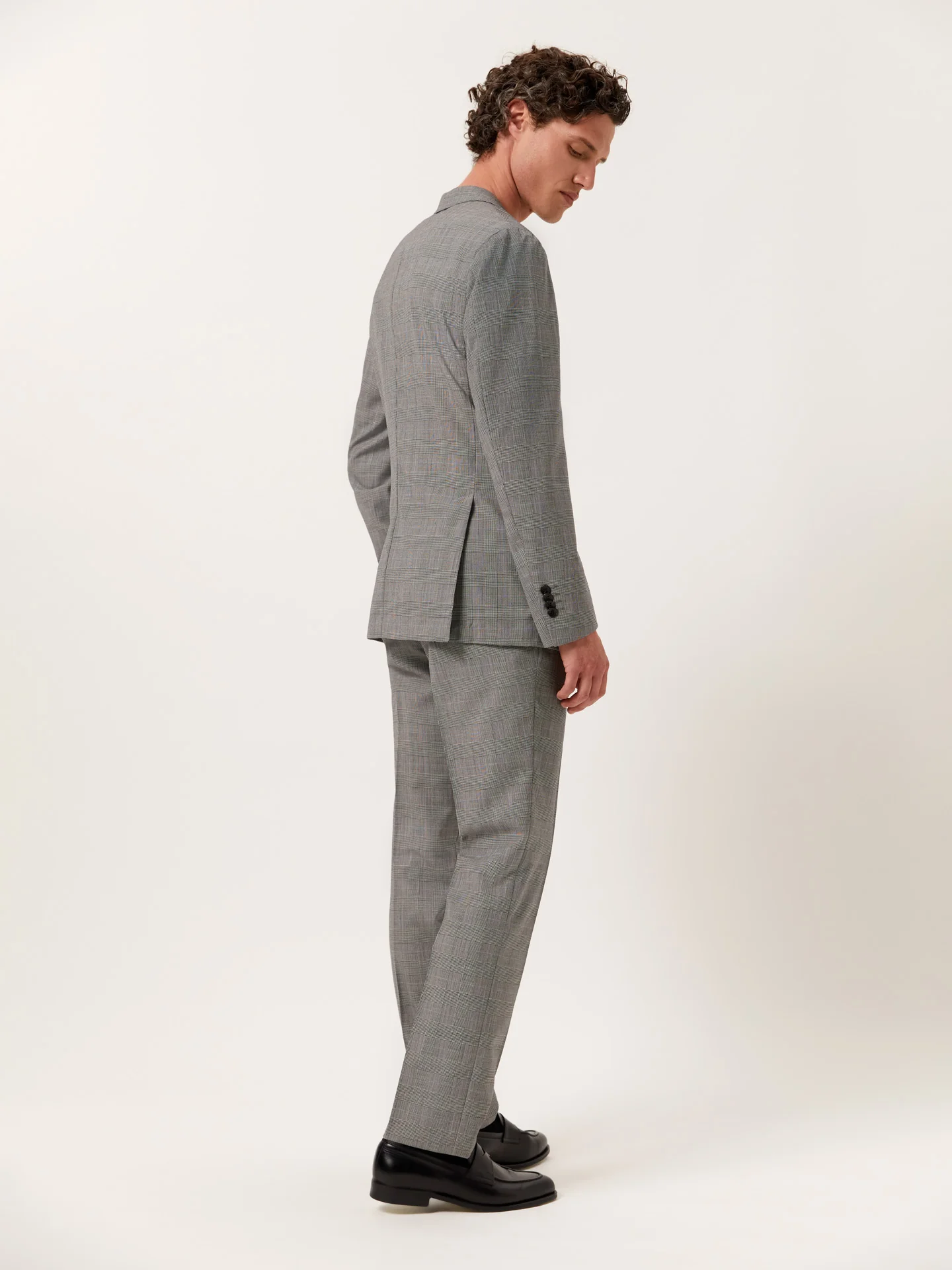 Slim Fit Prince of Wales Suit in Wool - Image 3