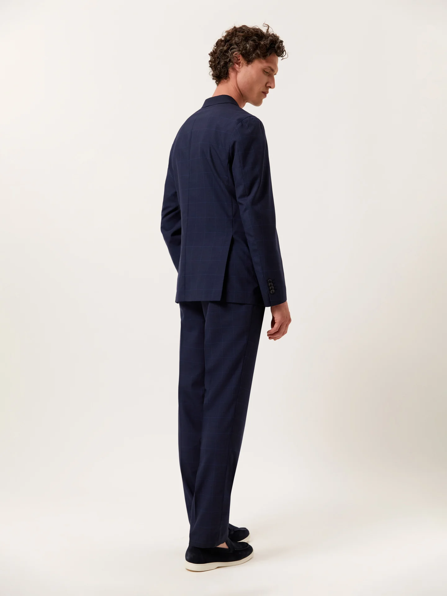 Slim Fit Prince of Wales Suit in Wool - Image 3