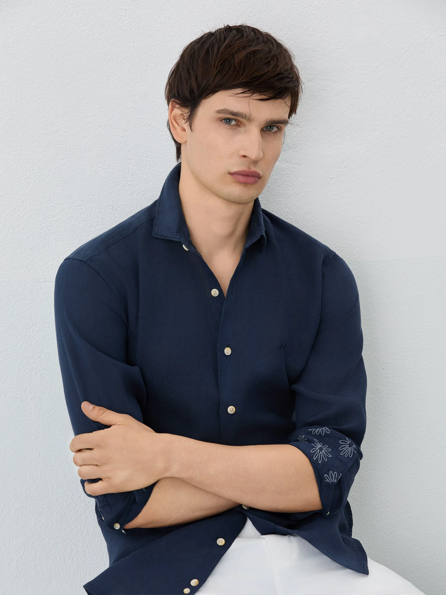 Slim Fit Shirt With Open Collar In Linen - Image 4