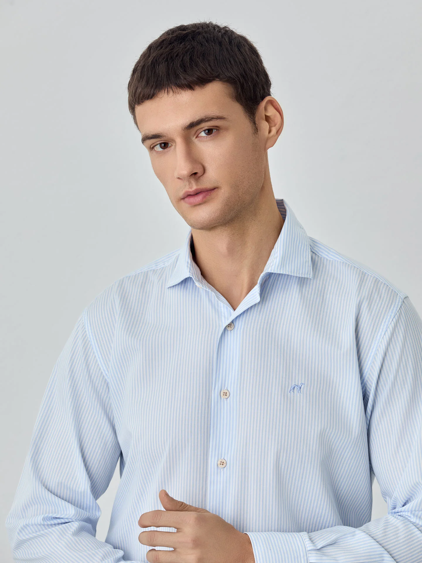 Slim fit sof satin striped shirt - Image 2