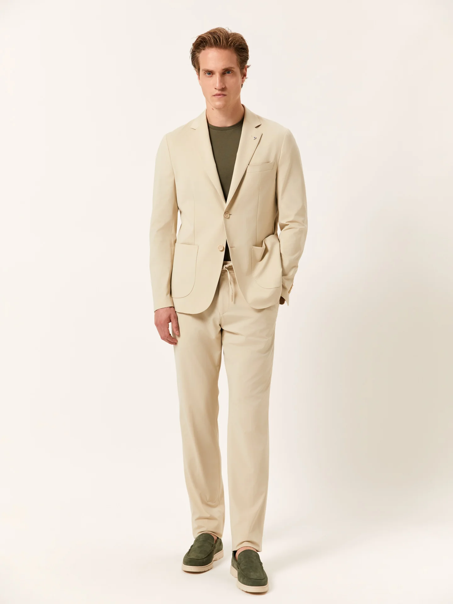 Slim Fit Travel Motion Suit in Super Stretch Fabric