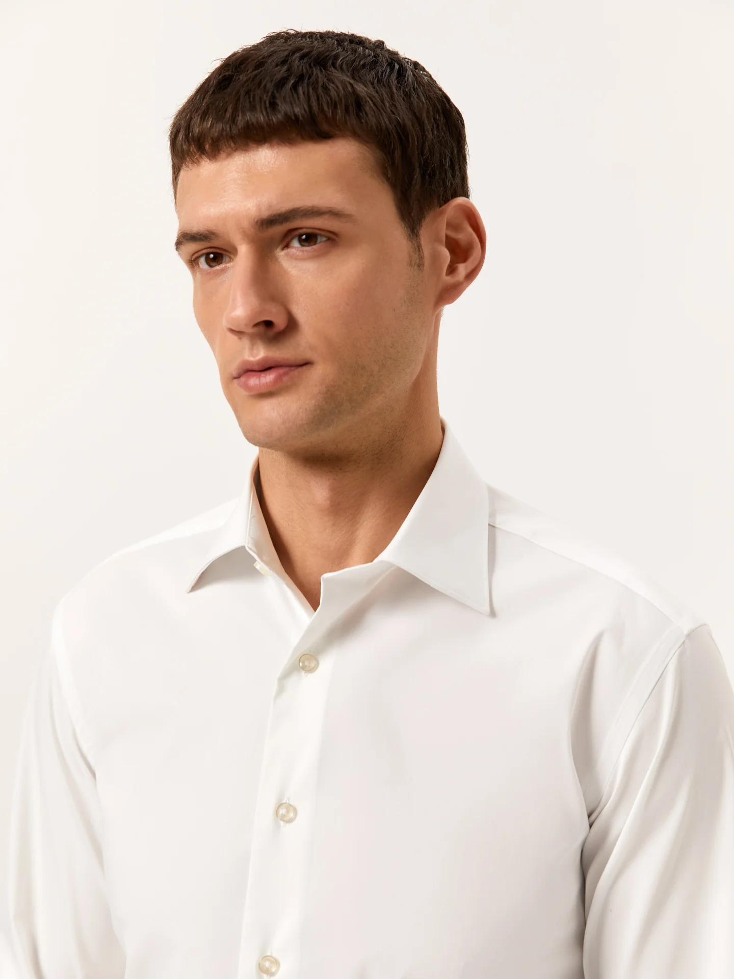 Slim Fit Travel Poplin Shirt in Comfort Cotton