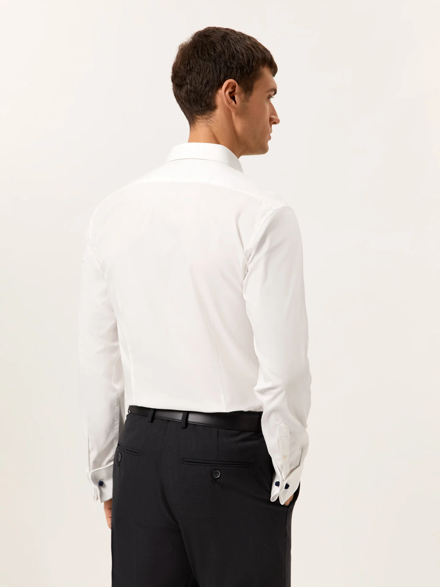 Slim Fit Travel Poplin Shirt with double cuff in Comfort Cotton - Image 3