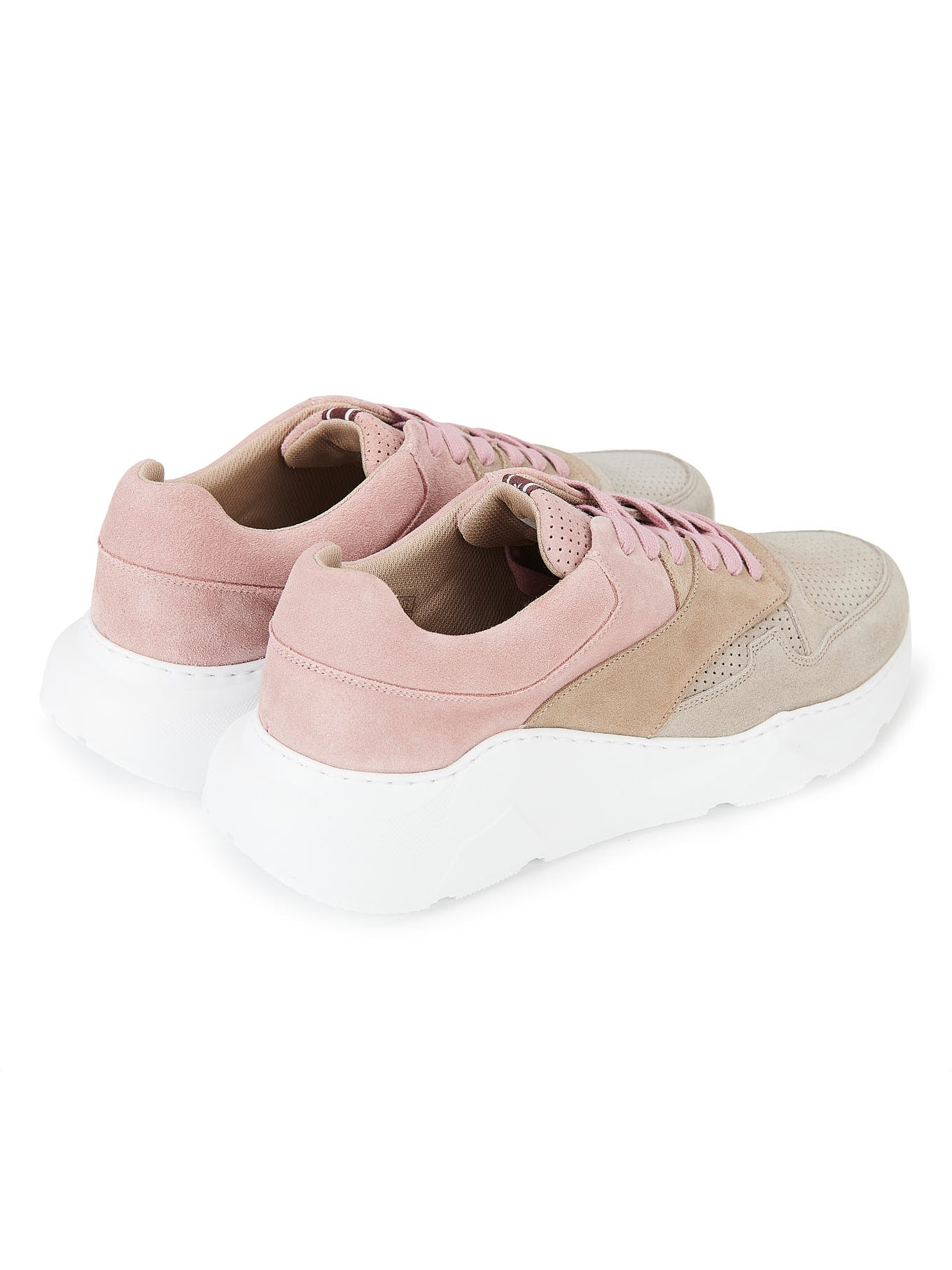 Sneakers with light weight sole - Image 3