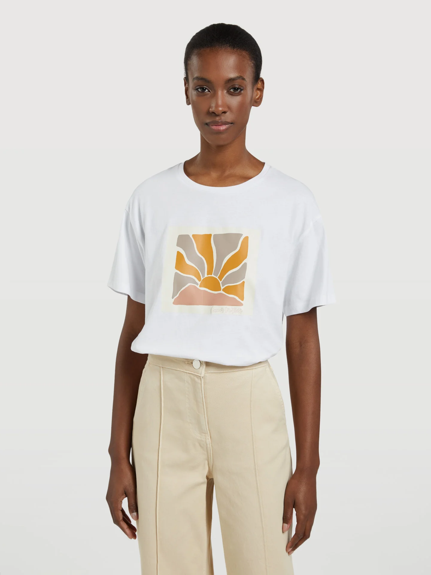 Sunshine Print T-shirt - Image 7