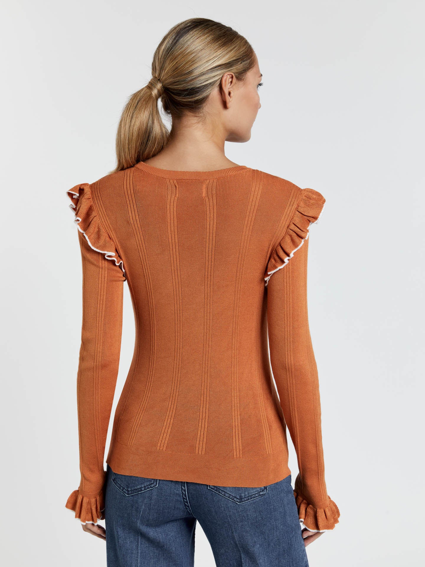 Sweater with ruffle details - Image 3