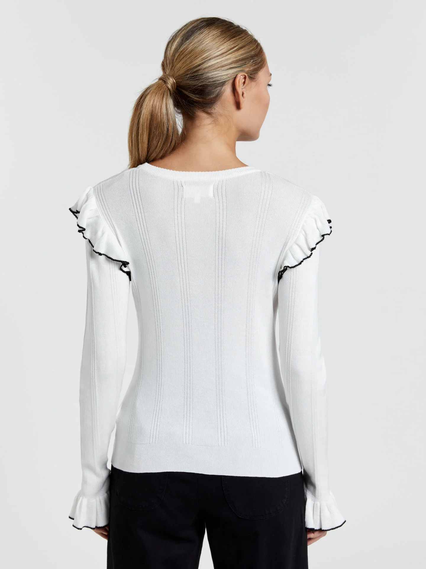 Sweater with ruffle details - Image 6