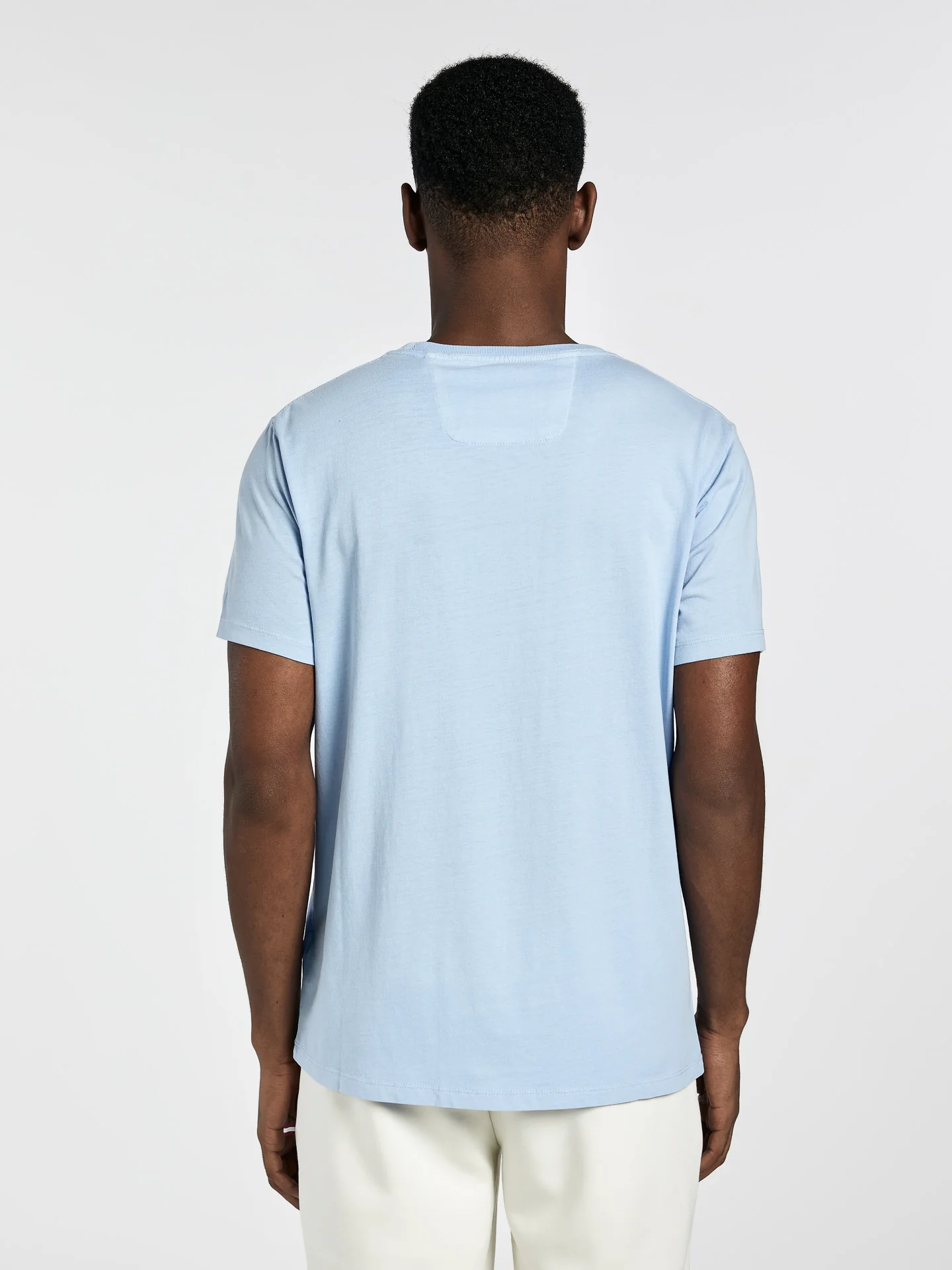 T-shirt with chest pocket - Image 3
