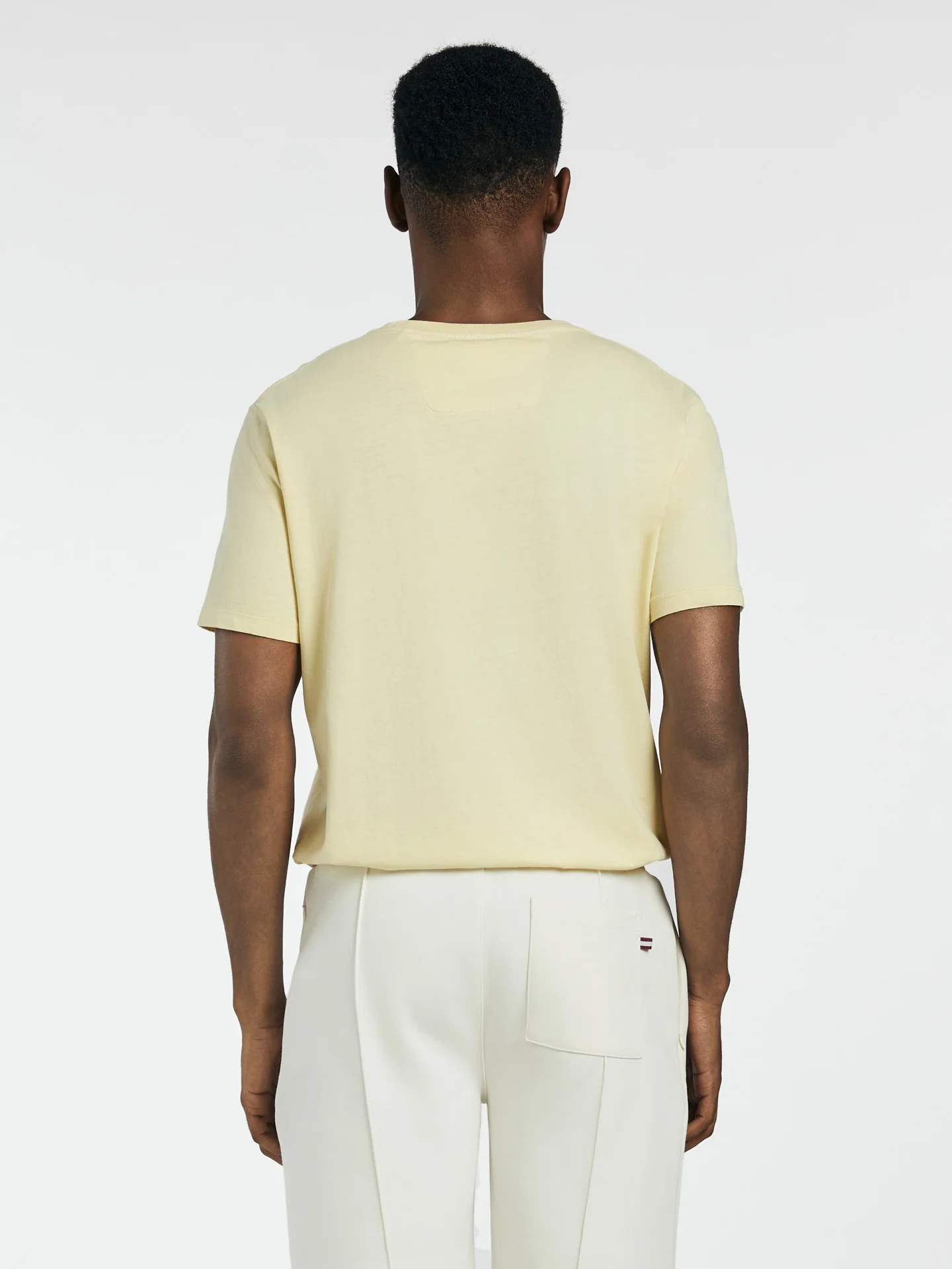 T-shirt with chest pocket - Image 5