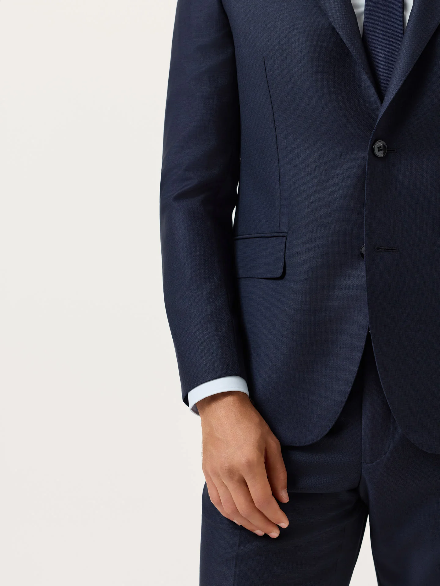 Travel Suit In Premium Italian Superfine Wool - Image 2