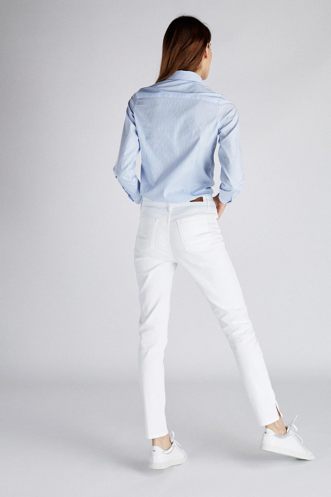Women's Classic Slim Fit Shirt - Image 3