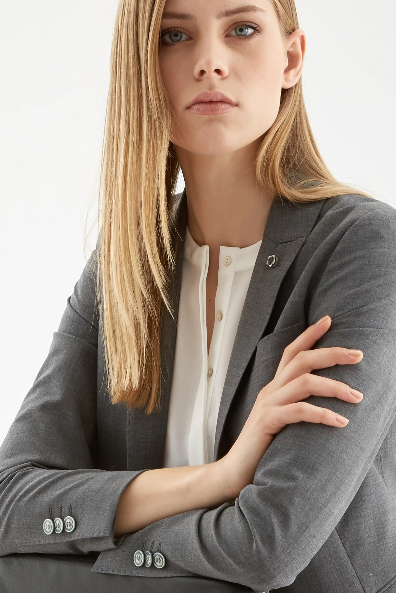 Women's Classic Suit - Image 5