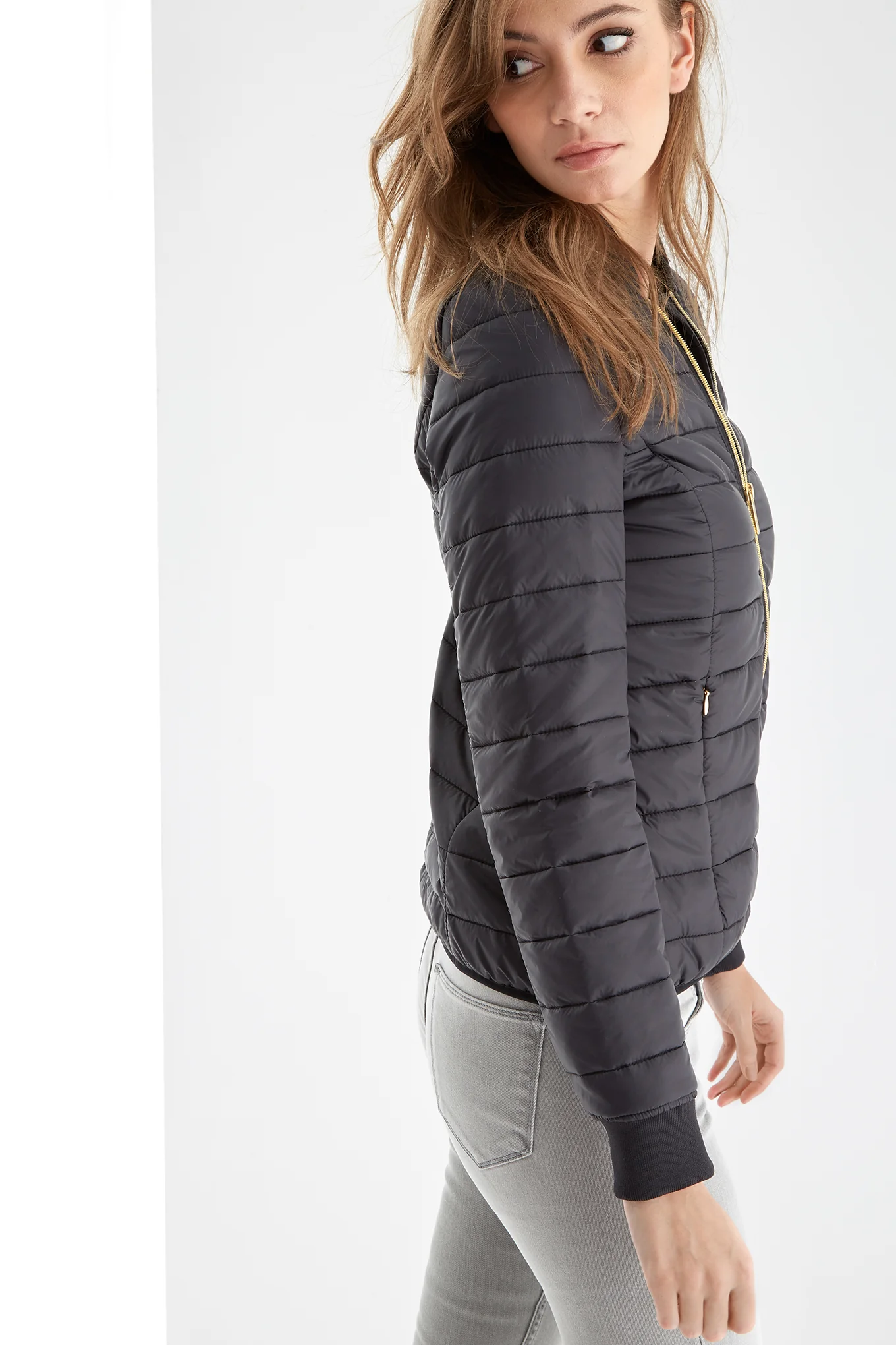 Women's Quilted Jacket - Image 4