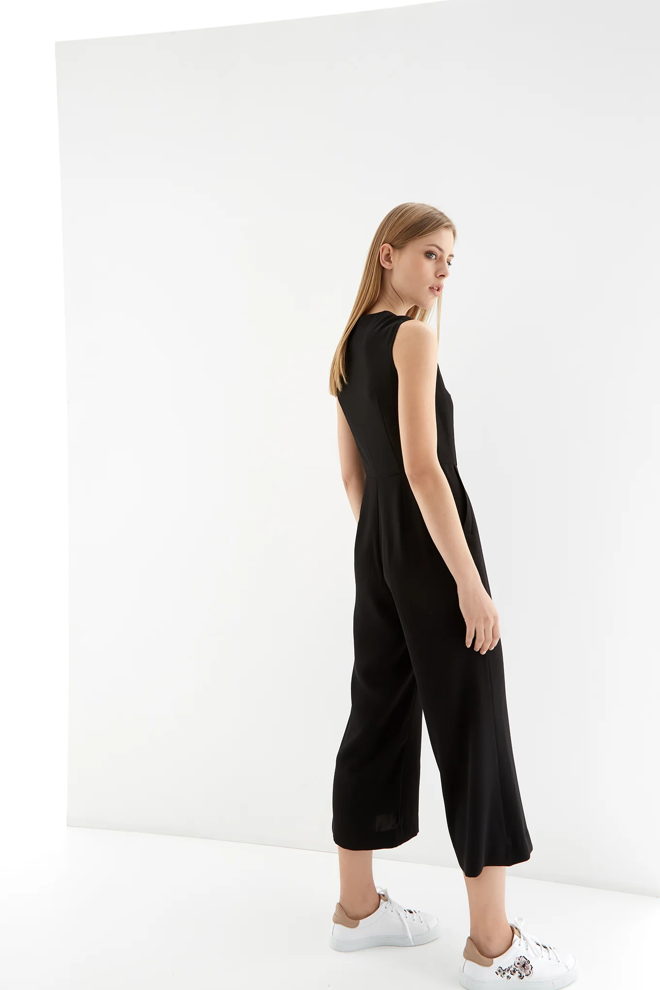 Women's Sleeveless Jumpsuit - Image 2