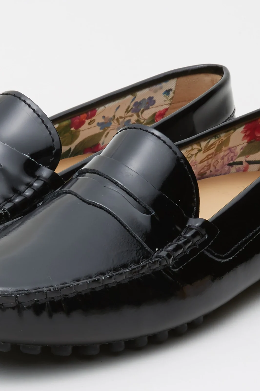 Women's Varnished Leather Drivers - Image 3